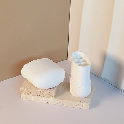 หลอดสติ๊กระงับกลิ่นกายพลาสติกเปล่าแบบปรับแต่งได้ 15 กรัม