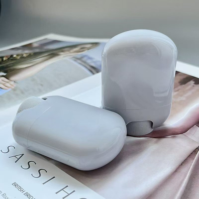 แท่งระงับกลิ่นกายพลาสติกเปล่าขนาด 15 กรัม สีและโลโก้ที่กำหนดเอง