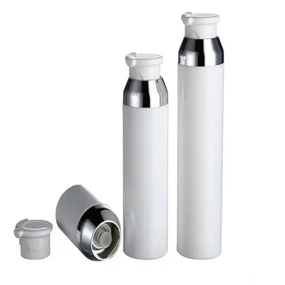 การออกแบบที่ลักษณะ 30ml 50ml 80ml กระป๋องไร้อากาศ สําหรับความดูแลส่วนตัว