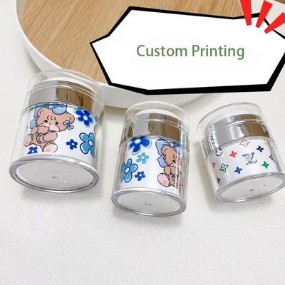 กระปุกว่าง กระปุกไร้อากาศที่มีไหล่เงินสําหรับการถอนผลิตภัณฑ์ 100% ในครีมหน้าและครีมตา