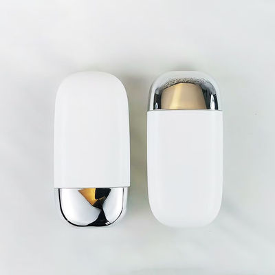 ขายปลีก กระป๋องครีมกันแดดพลาสติก PP พร้อมฝาปิดกระเป๋าสองกระเป๋าเงินในขนาด 30 กรัมและ 50 กรัม