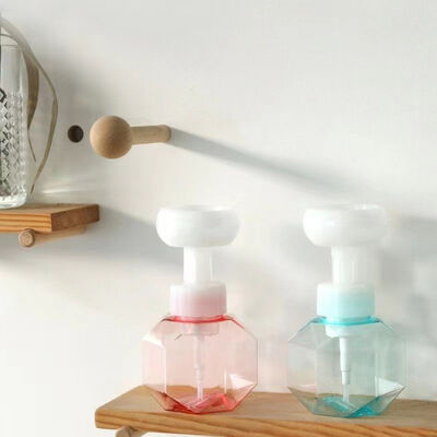 หัวปั๊มโฟมแบบเติมได้รูปดอกไม้ขนาด 42 มม. 43 มม. สำหรับล้างมือและเครื่องสำอาง