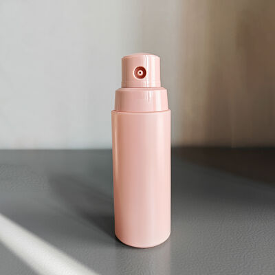 ขวดสเปรย์ผงพลาสติกขายส่ง 60ML 100ML 150ML สำหรับแป้งทาตัวและแป้งเด็กพร้อมสีที่กำหนดเอง